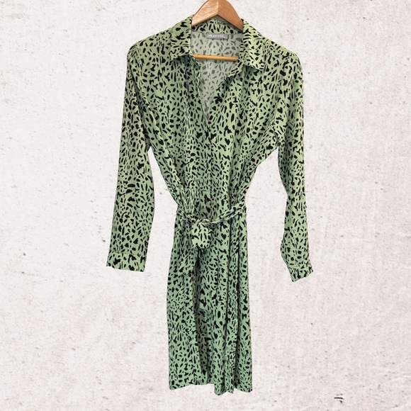 milan kiss Dresses & Skirts - Green Wrap Dress with Long Cuffed Sleeves and Notched Collar